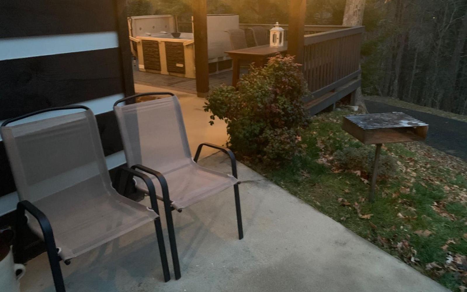 Wooded Bliss Hot Tub Single Level Cabin With No Steps Rocking Chairs And Wooded Views Pigeon Forge Exterior foto